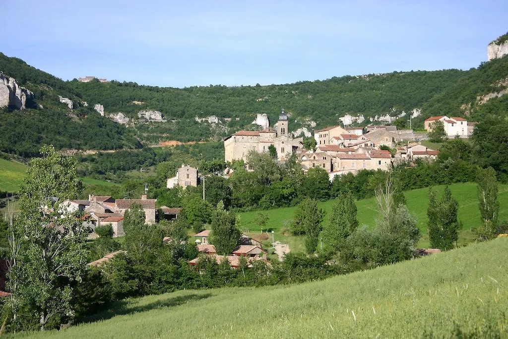 Causses & Vallees Vacances Hotel Saint-Georges-de-Luzencon Holiday park
